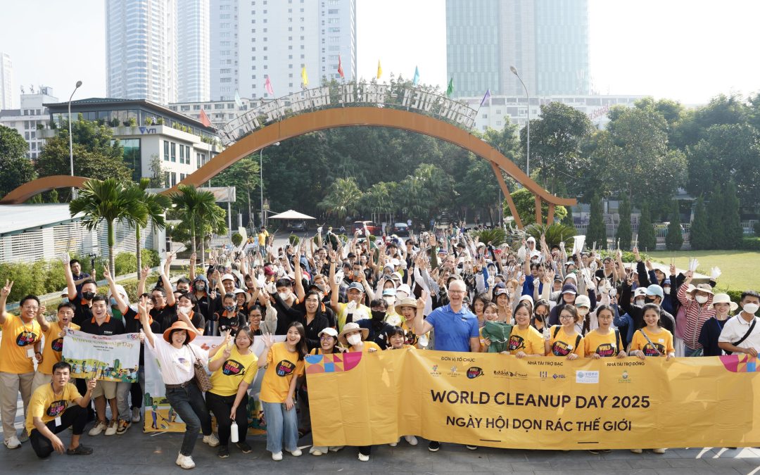 Over 300 Volunteers Join “World Cleanup Day 2025” in Hanoi, Vietnam